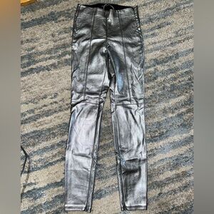 NWOT Zara Silver leather leggings - Small